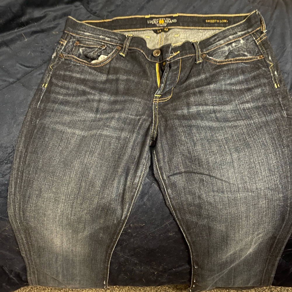 Lucky Brand 14/32 slightly distressed dark wash jeans